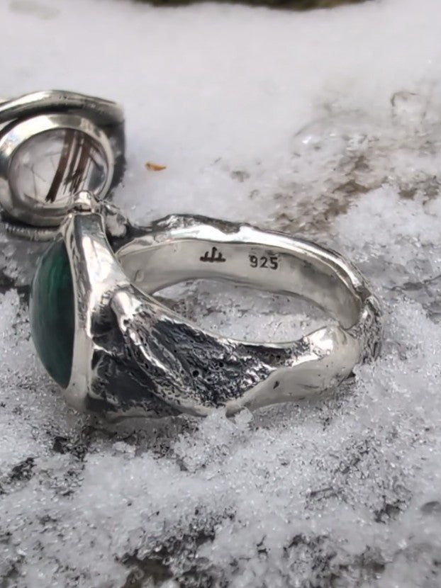 ROOTED LIFE RING by Takehiro Akasaka