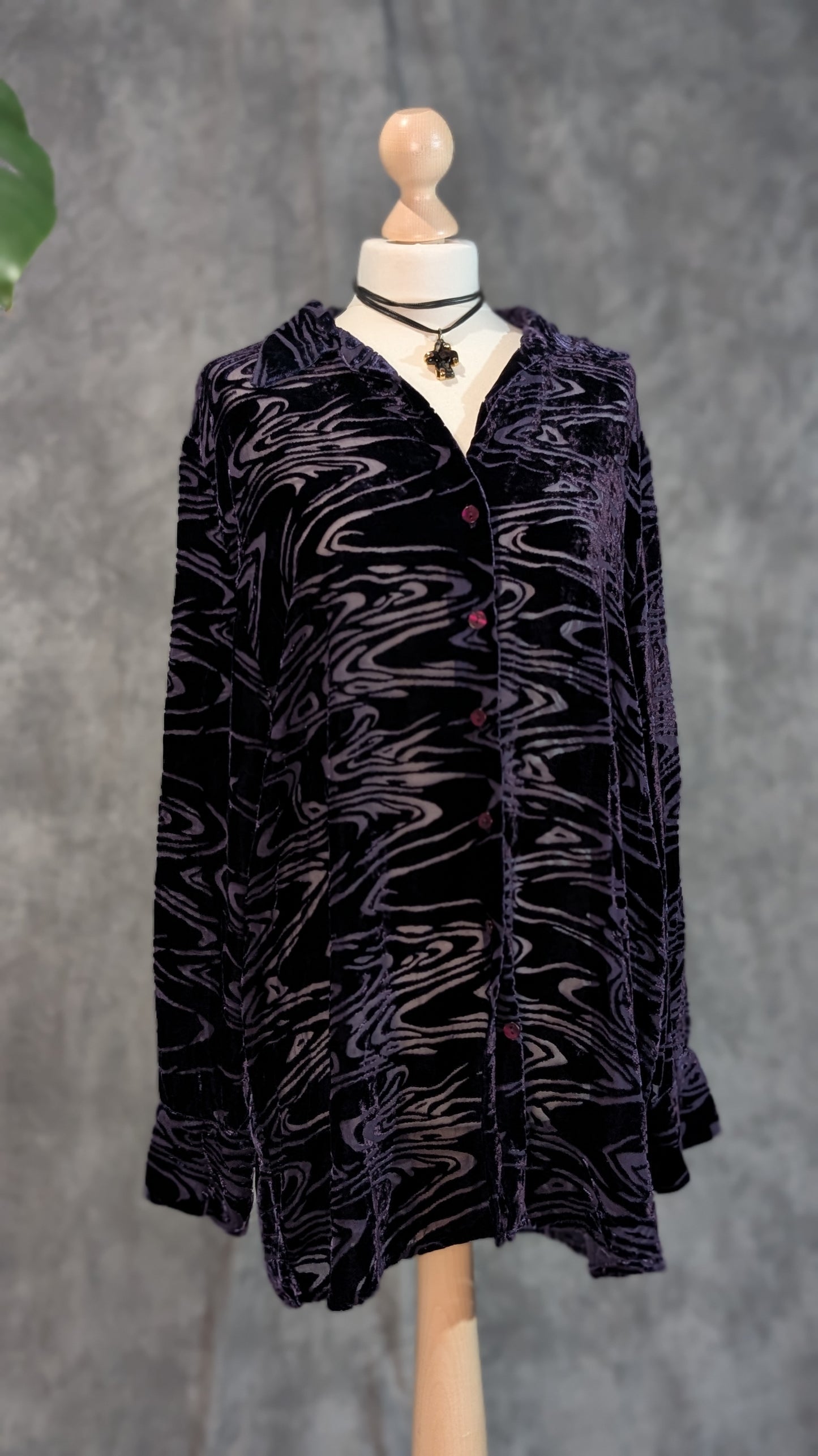 Nocturne Velvet – Helen David / English Eccentrics