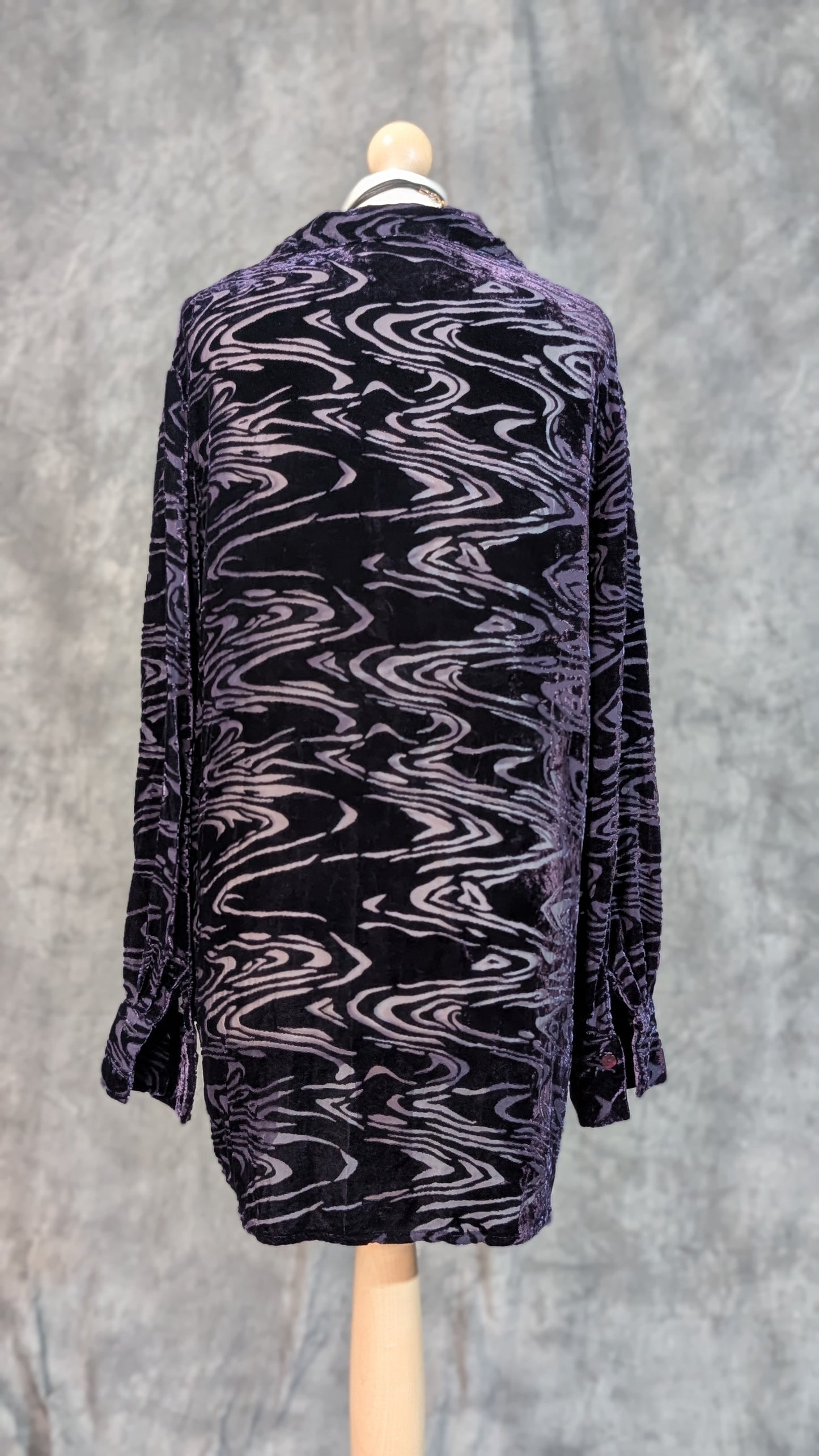 Nocturne Velvet – Helen David / English Eccentrics