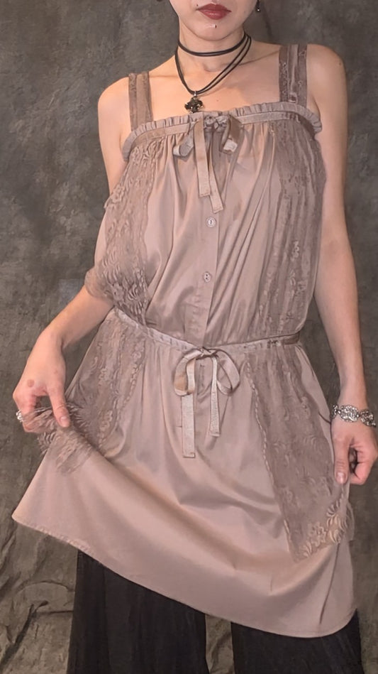 Whisper in Taupe – Anne Valérie Hash